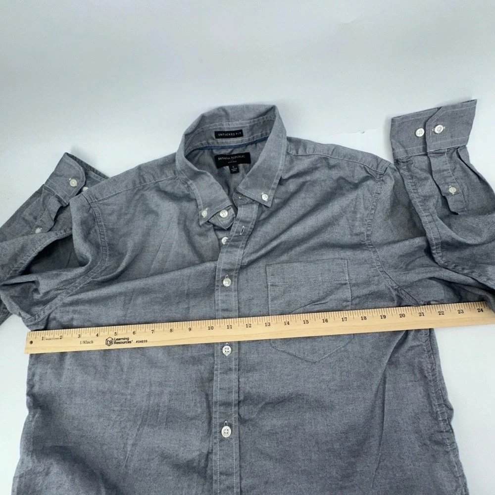 Banana Republic Oxford Shirt Mens Large Gray Untucked Fit Button Down Preppy
